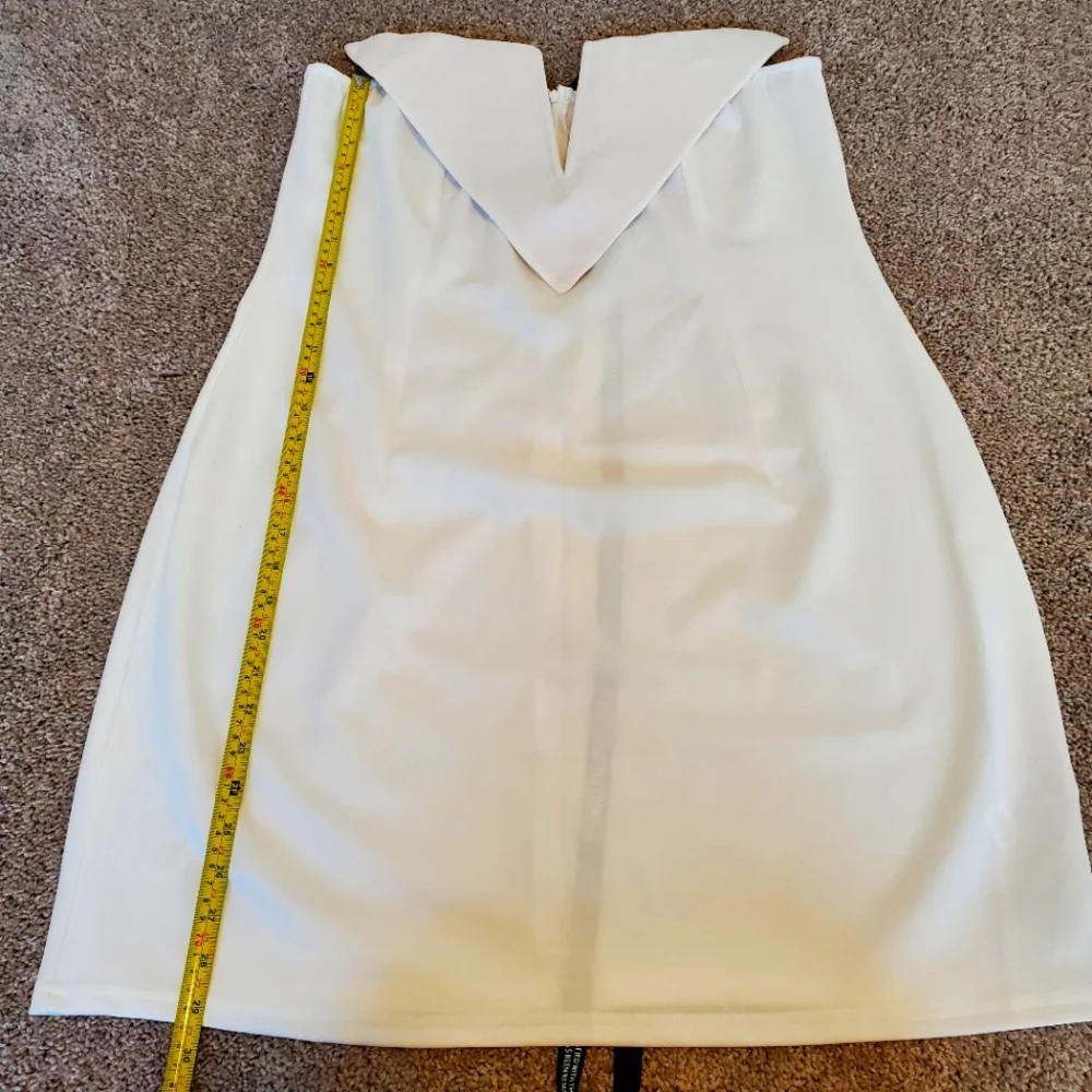 NWT - PrettyLittleThing Dress Size XL White - Picture 7 of 7